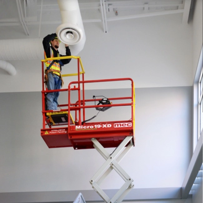 Scissor Lift 19' hover